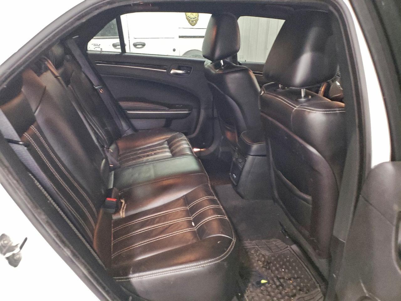 2019 Chrysler 300 s
