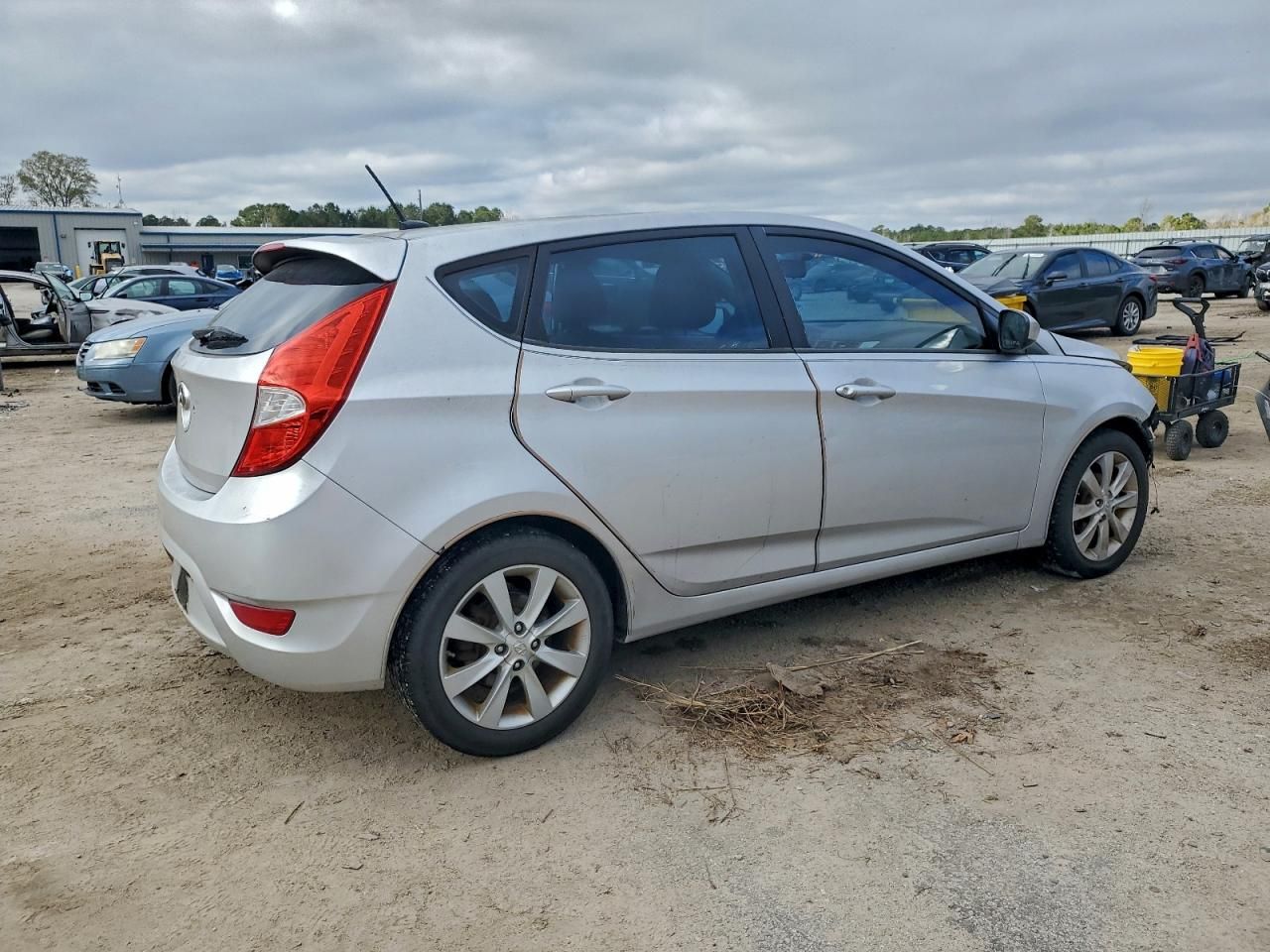 2012 Hyundai Accent gls