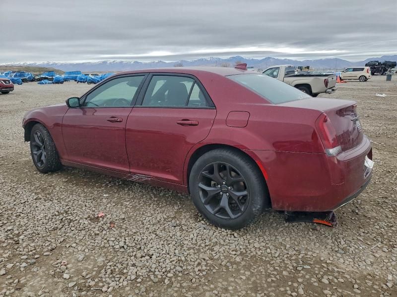 2021 Chrysler 300 s