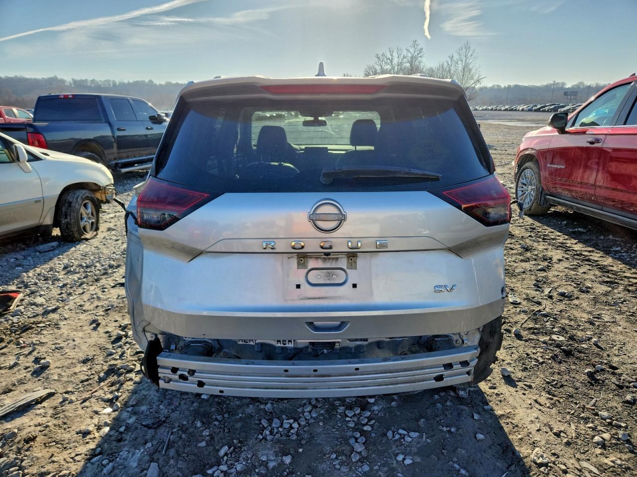 2023 Nissan Rogue sv