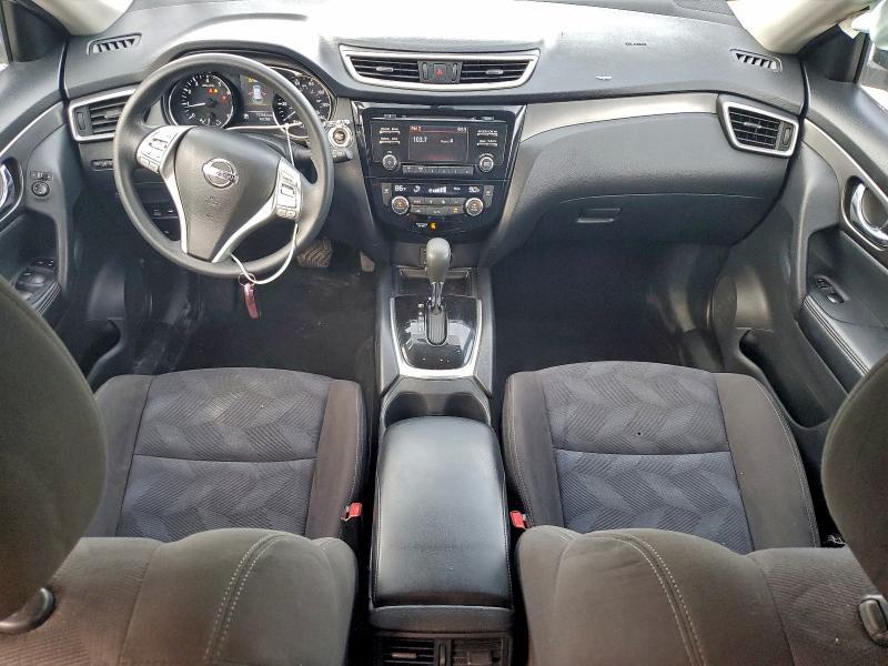 2015 Niss Rogue