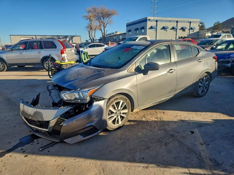 2021 Nissan Versa sv