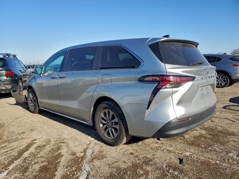 2021 Toyota Sienna le