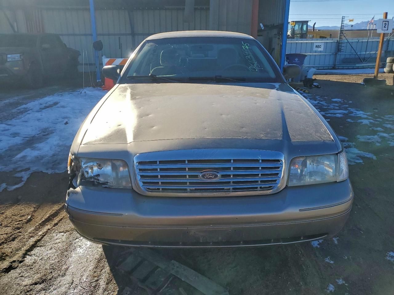 2004 Ford Crown Victoria