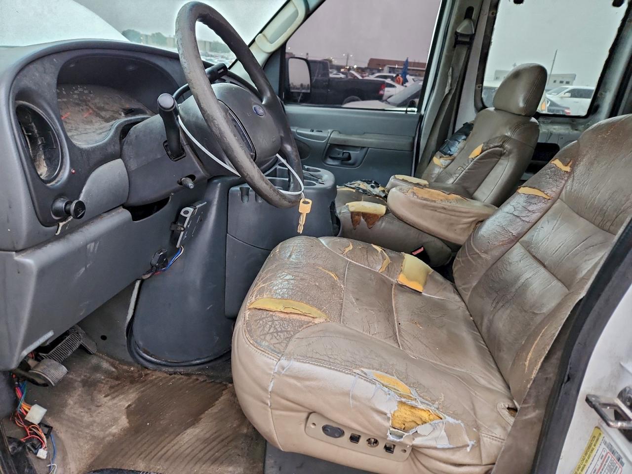 2005 Ford E350 Delivery van