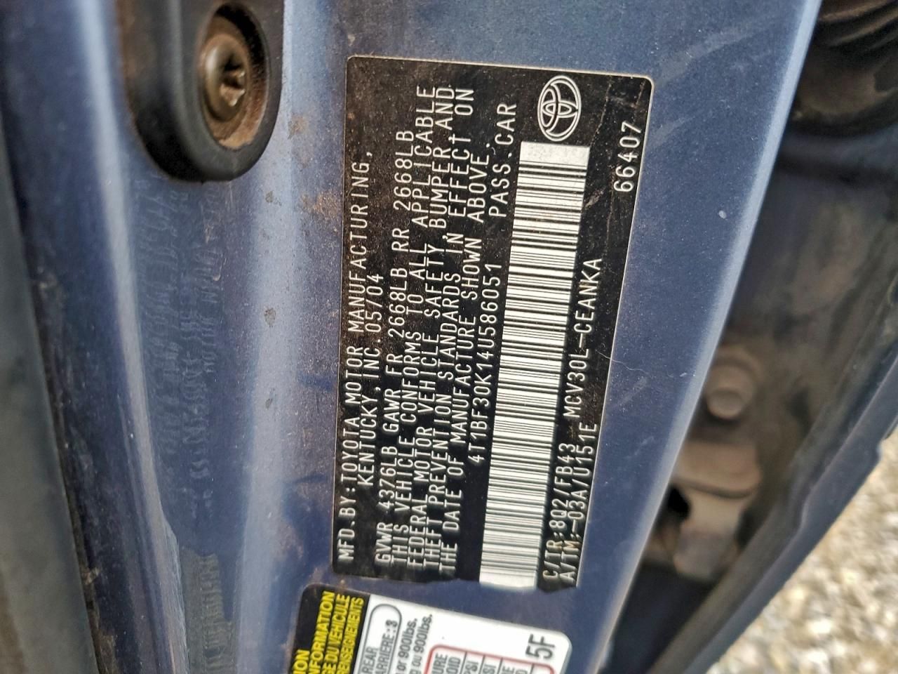 2004 Toyota Camry le