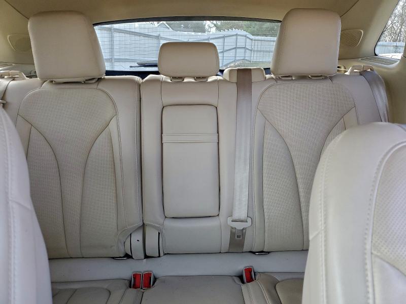 2015 Lincoln Townhouse MKC