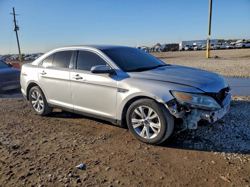 2011 Ford Taurus sel