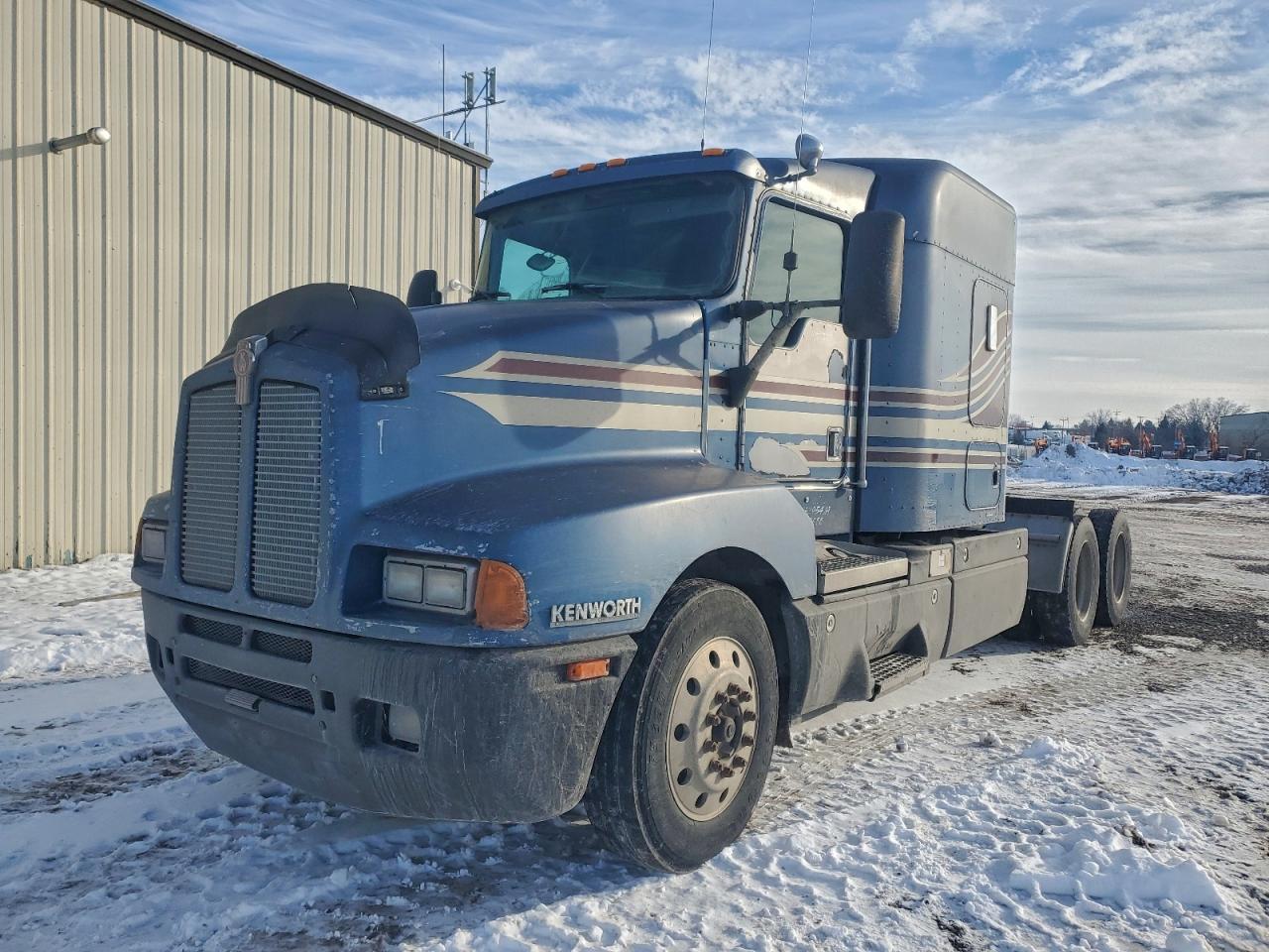 1996 Kenworth T600 Semi Truck