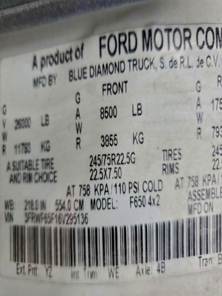 2006 Ford F650 Super Duty Rollback Truck