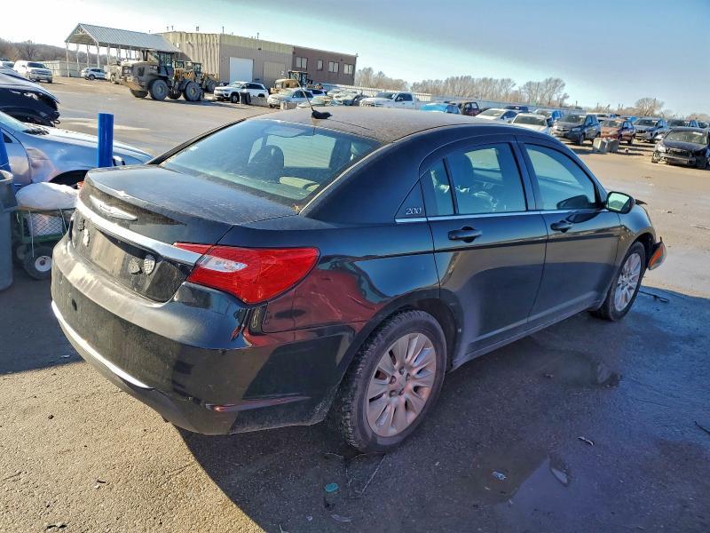 2012 Chrysler 200 lx