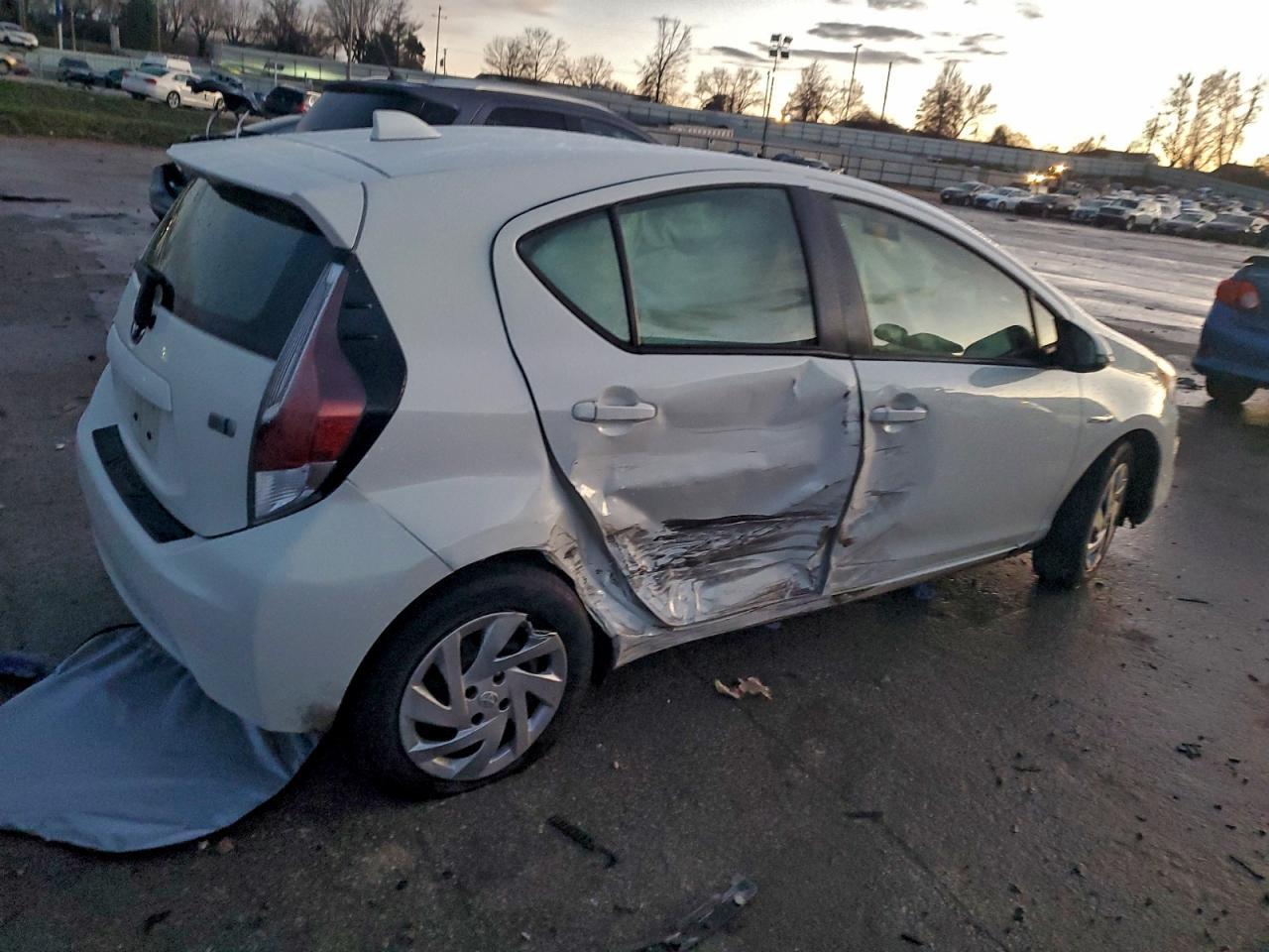 2015 Toyota Prius c