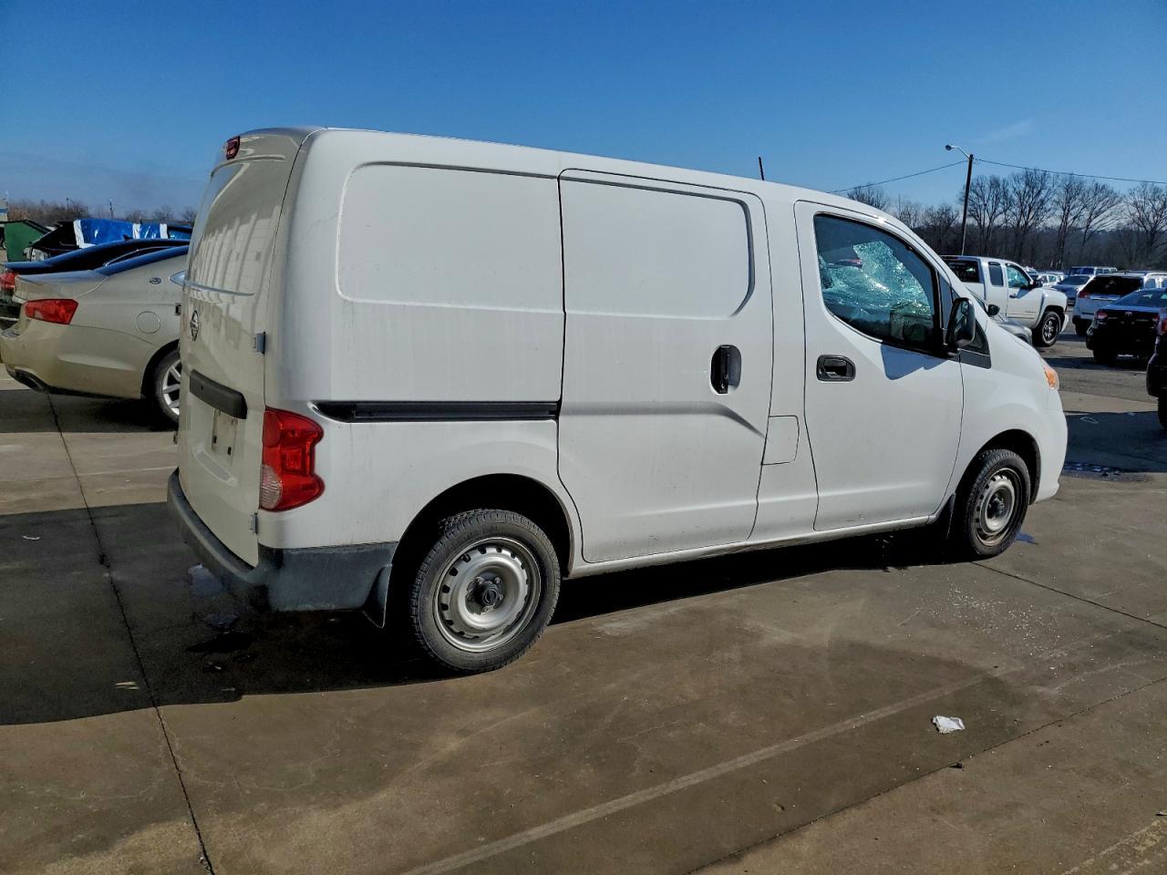 2020 Nissan NV 200