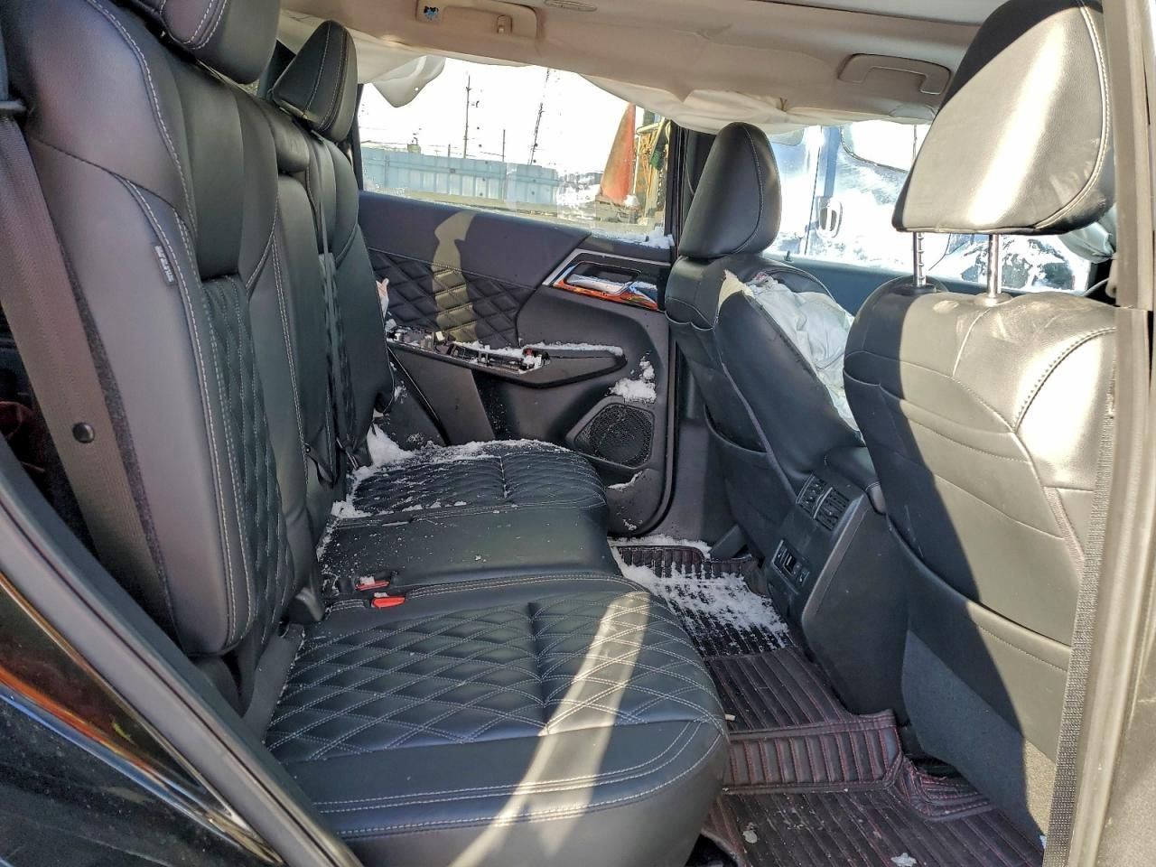 2024 Mitsubishi Outlander se