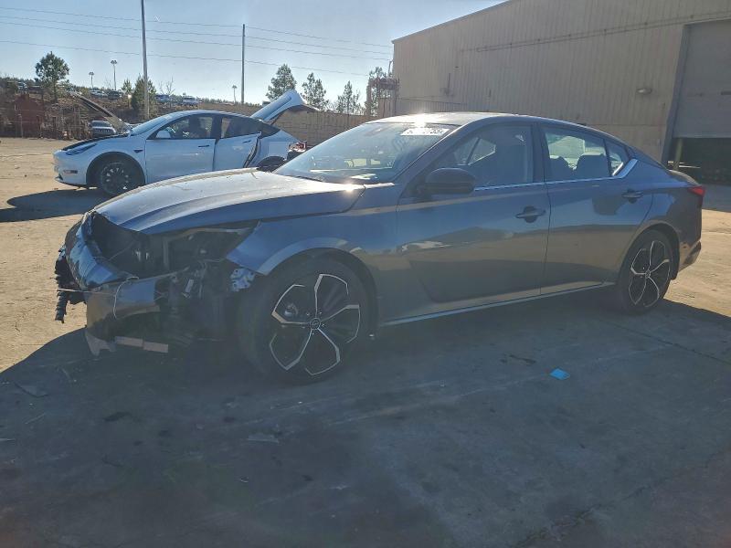 2023 Nissan Altima sr