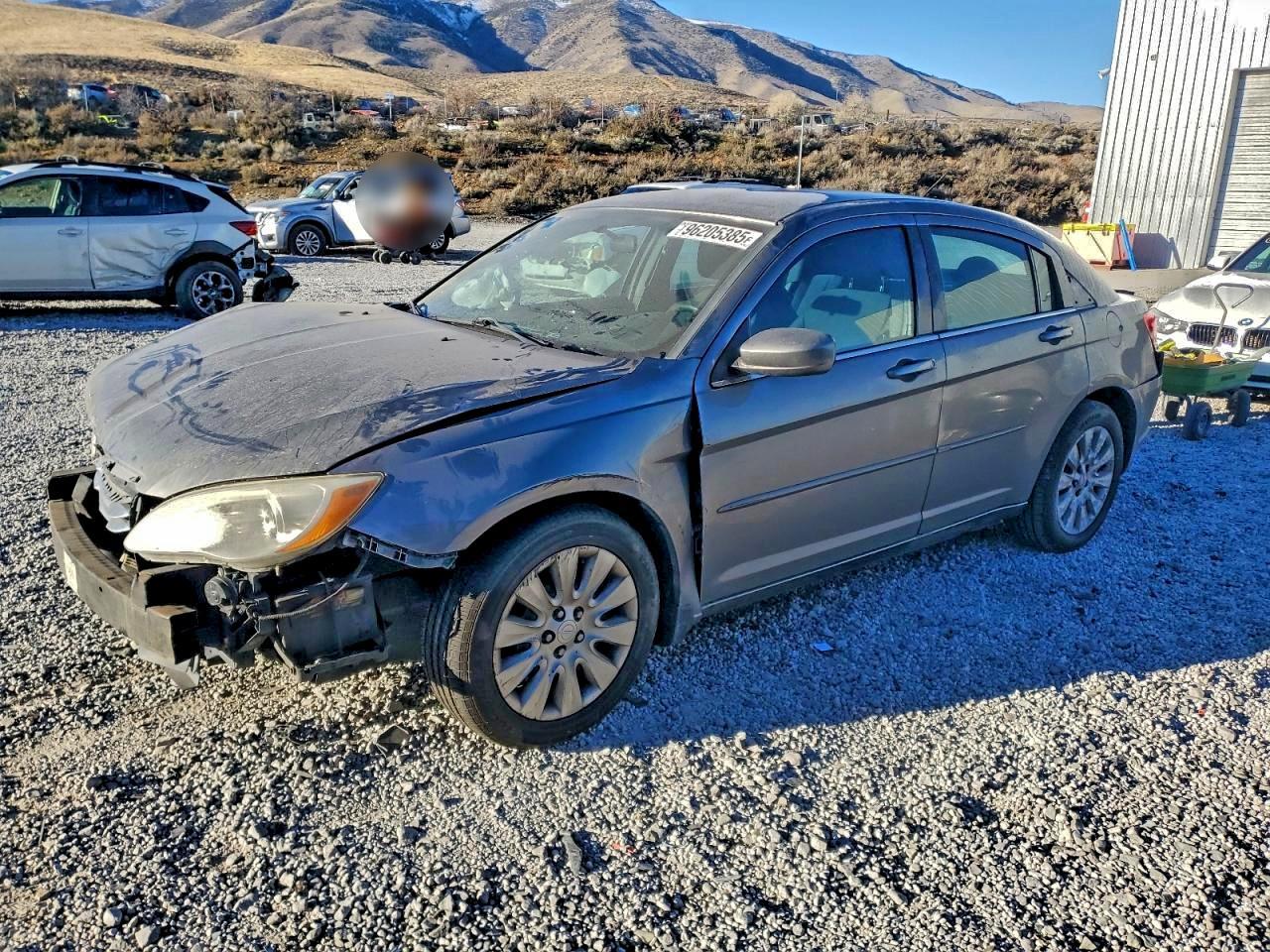 2012 Chrysler 200 lx