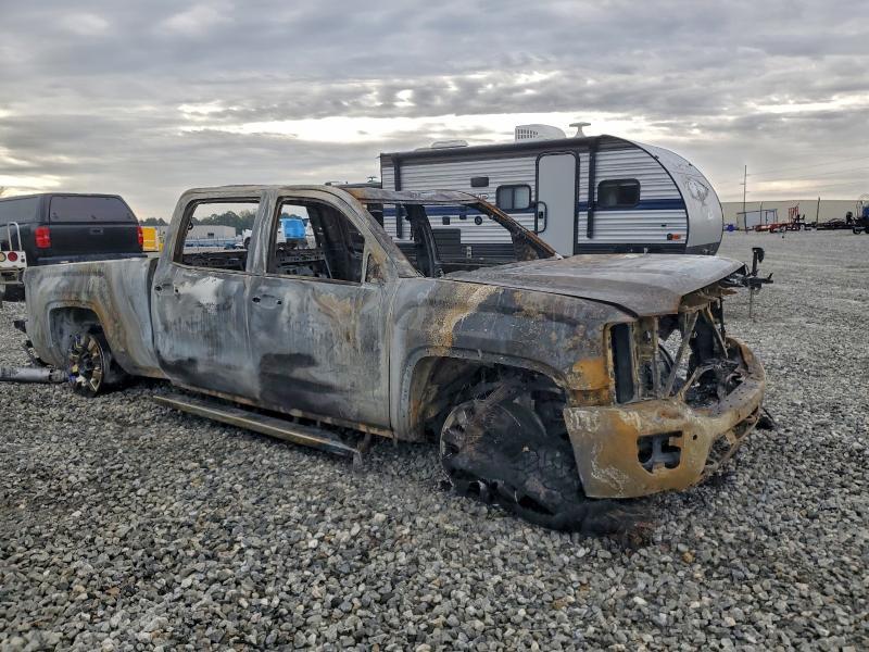 2015 GMC Sierra K2500 Denali