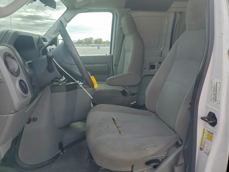 2013 Ford Econoline E150 van