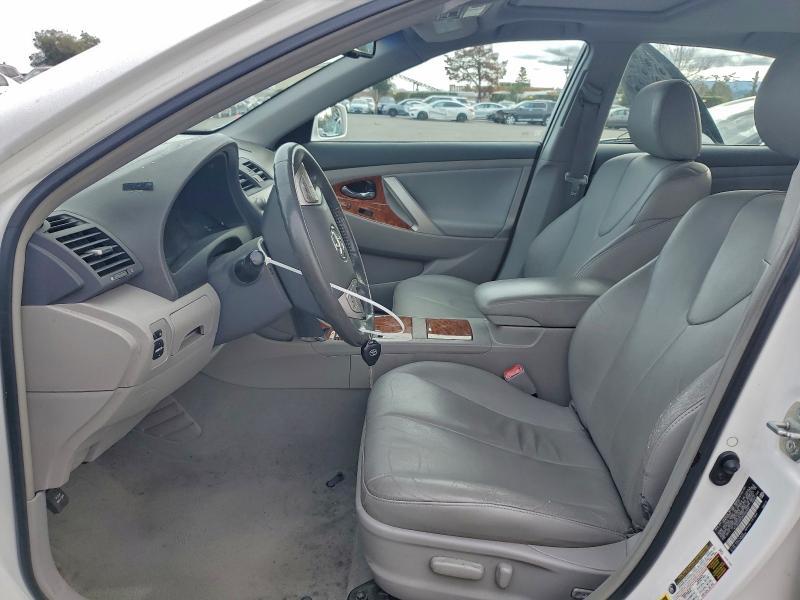 2008 Toyota Camry le