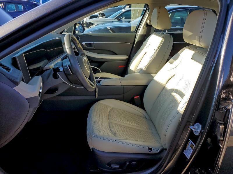 2025 Hyundai Sonata Hybrid