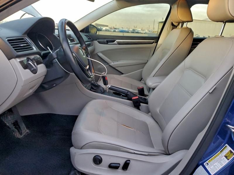 2016 Volkswagen Passat se