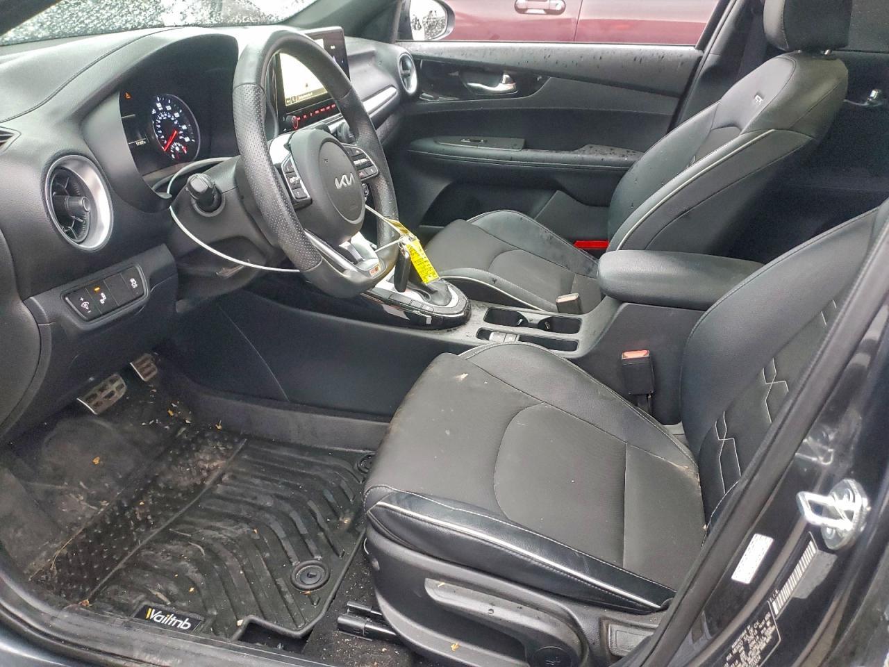 2024 KIA Forte gt Line