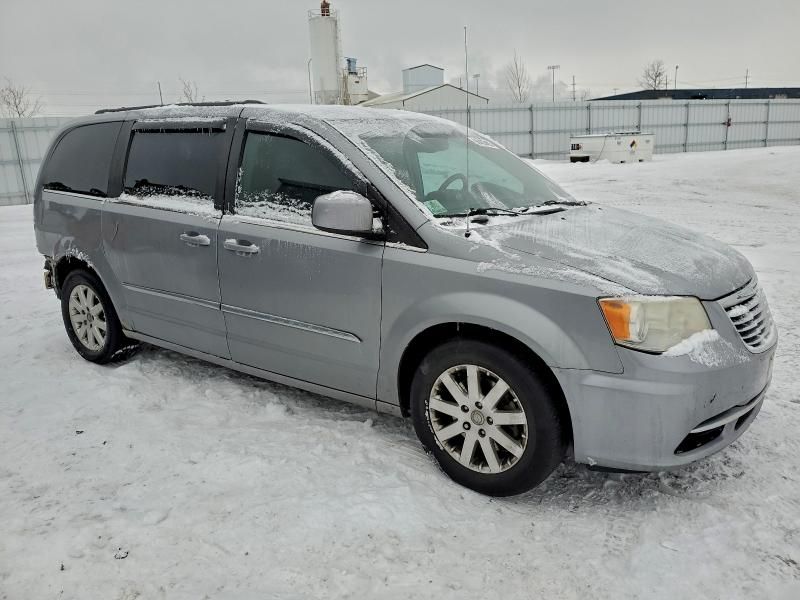 2013 Chrysler Town & Country Touring