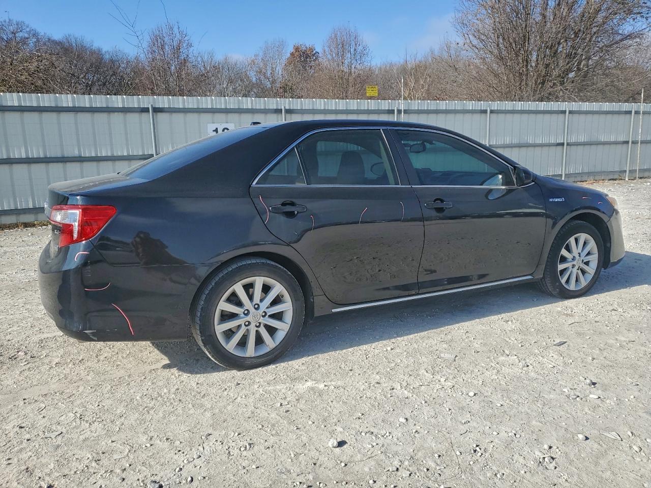 2013 Toyota Camry Hybrid