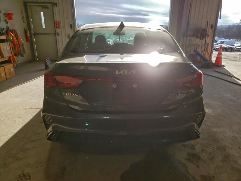 2022 KIA Forte gt Line