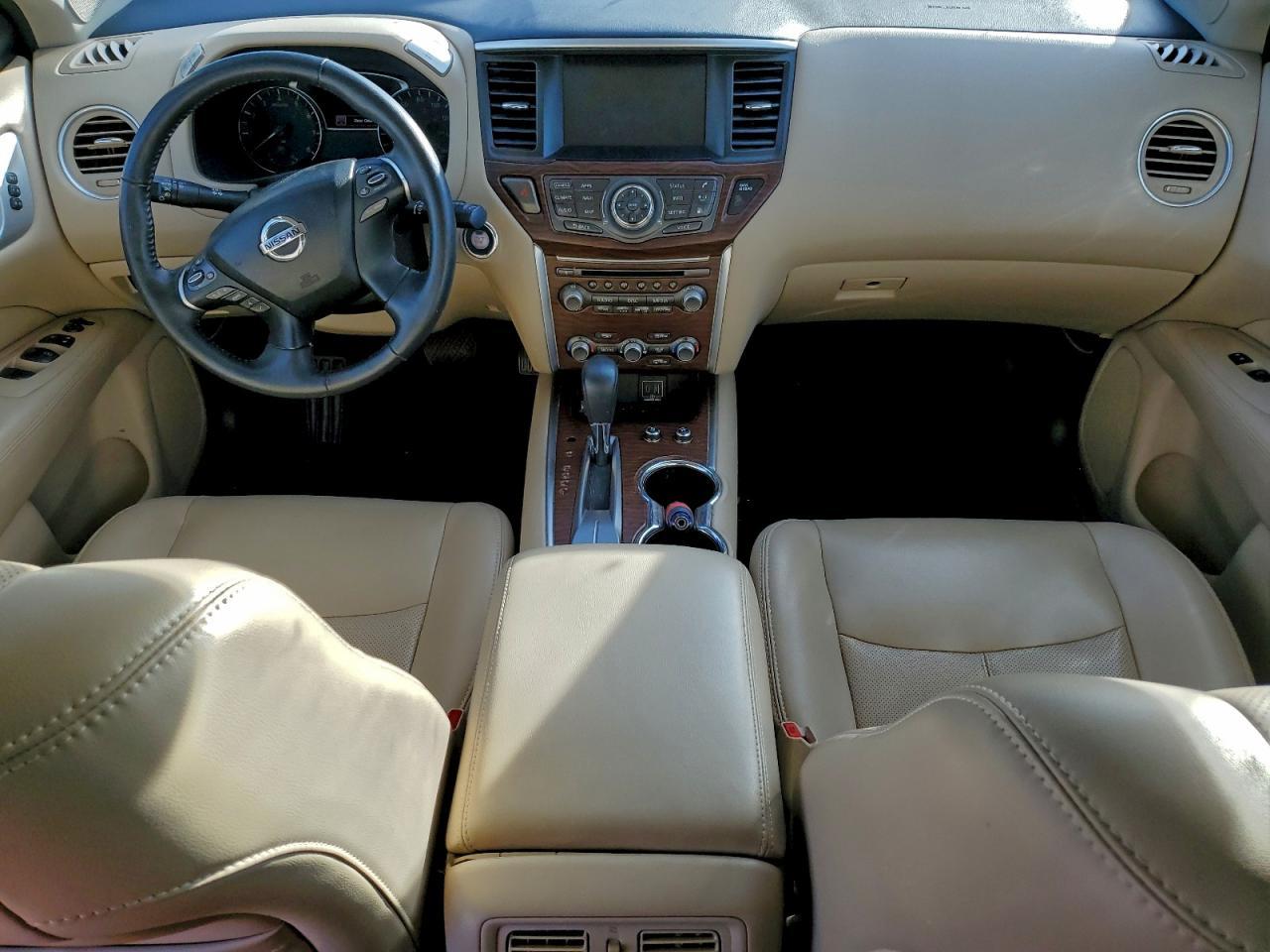 2020 Nissan Pathfinder Platinum