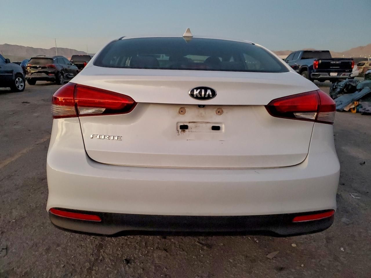 2018 KIA Forte lx