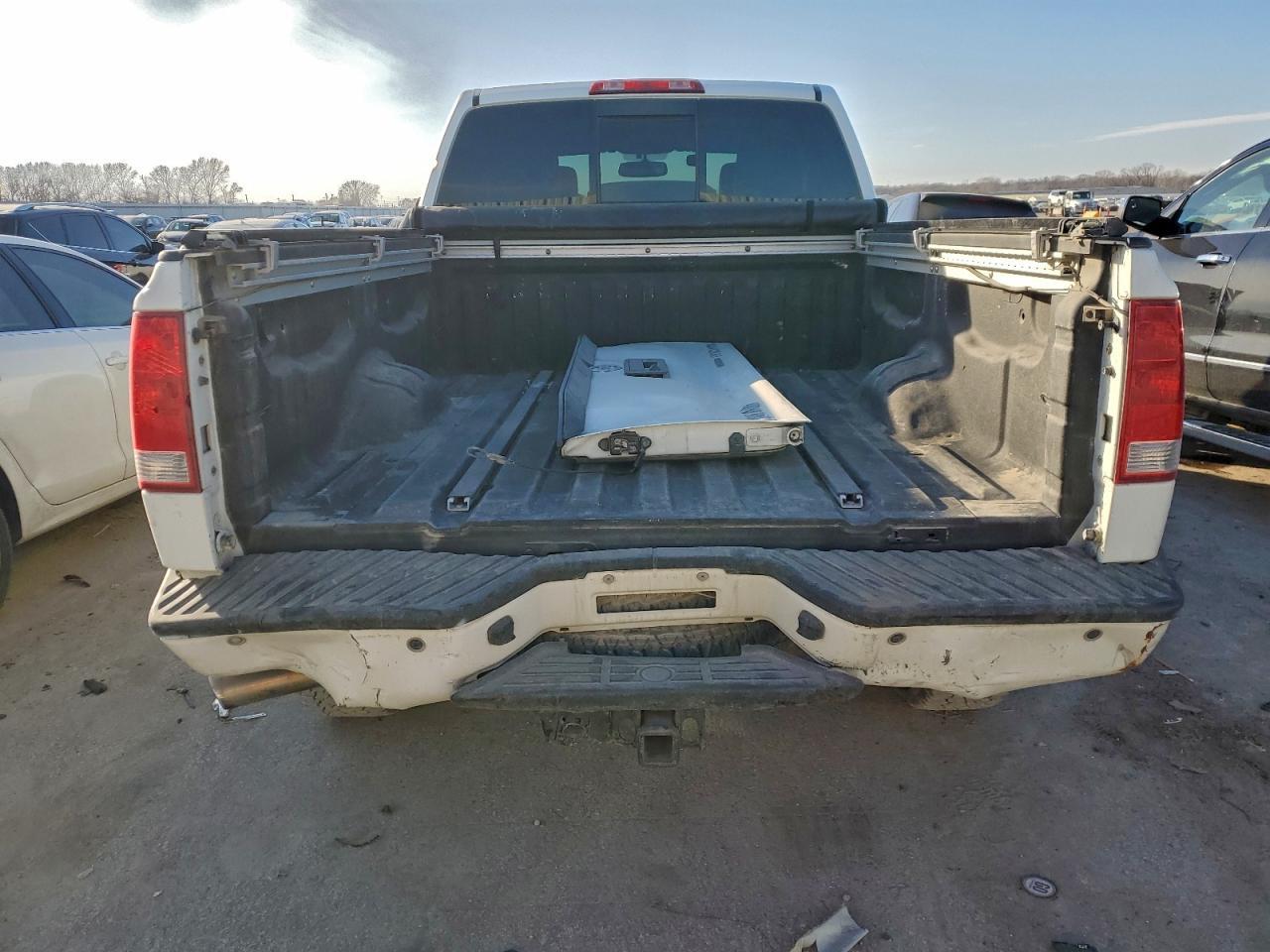 2015 Nissan Titan s