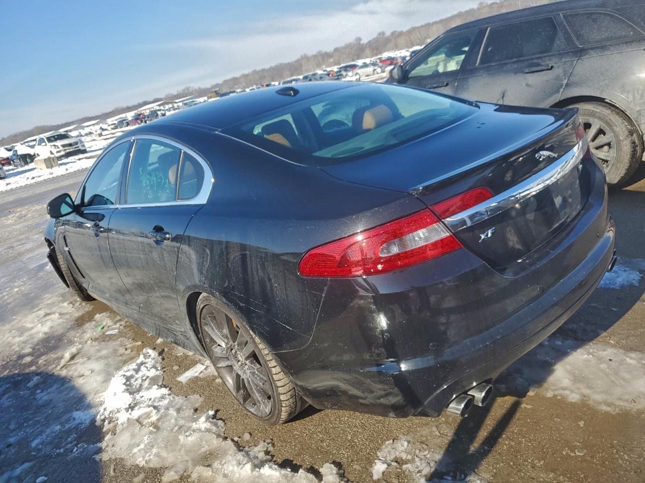 2010 Jaguar Xf r