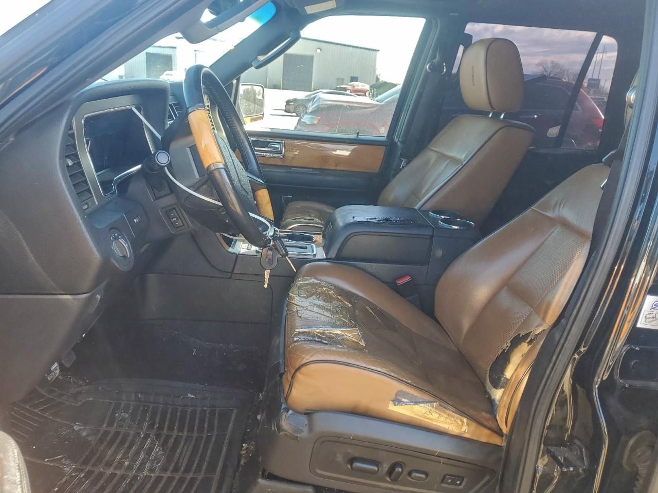 2012 Lincoln Navigator l