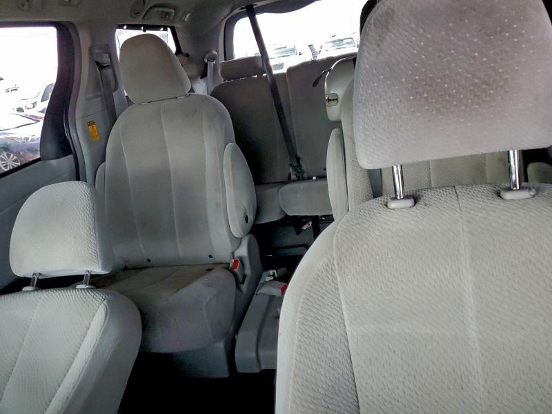 2014 Toyota Sienna