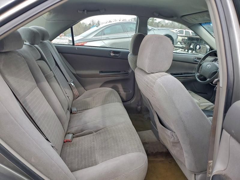 2006 Toyota Camry le