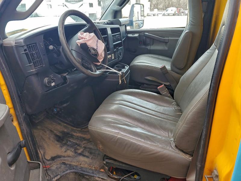 2018 GMC Savana BOX Truck