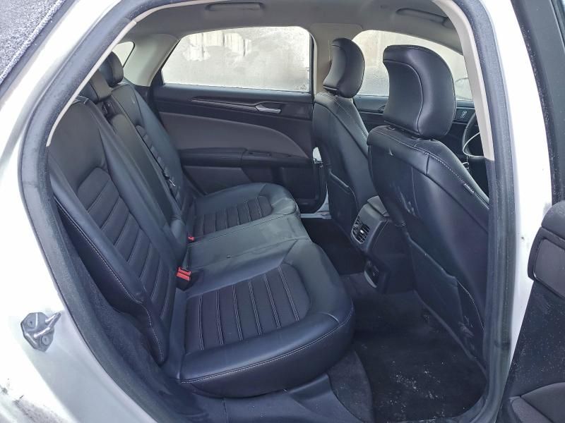 2018 Ford Fusion se Hybrid