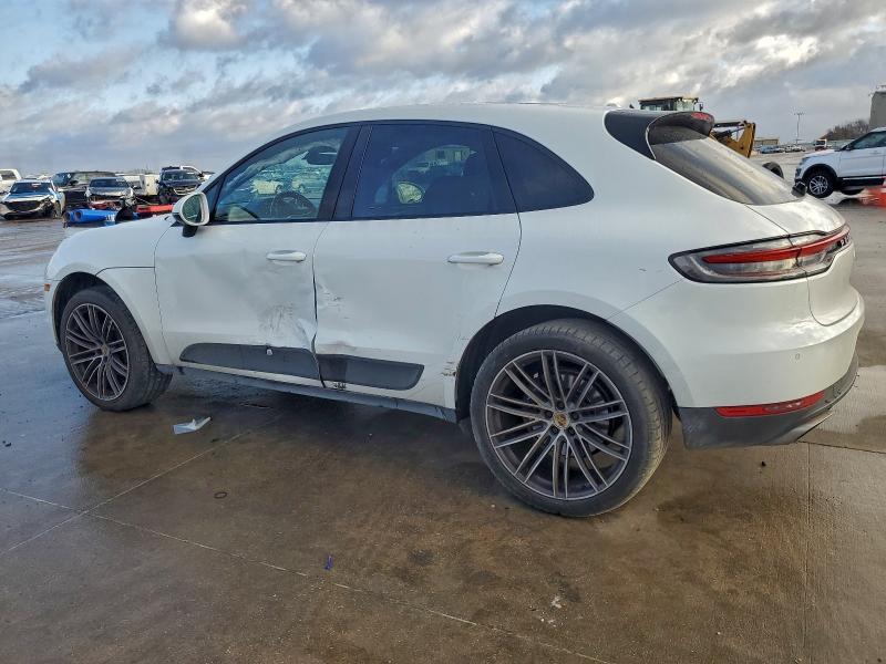 2020 Porsche Macan