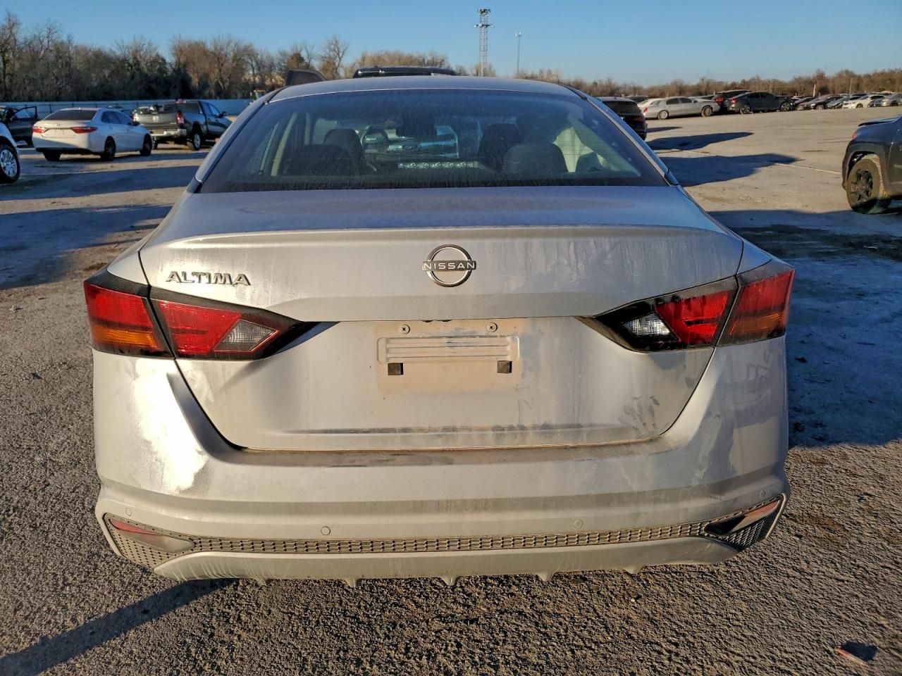 2023 Nissan Altima s