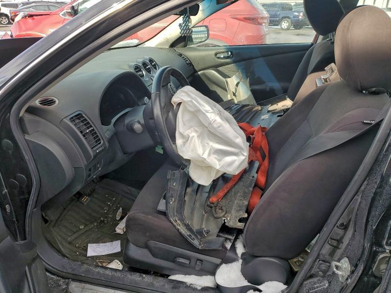 2010 Nissan Altima Base