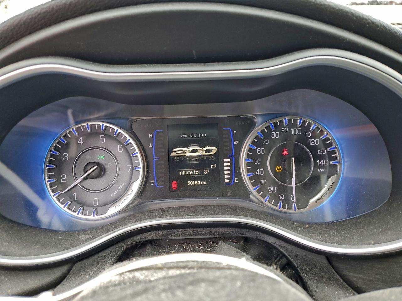 2015 Chrysler 200 Limited