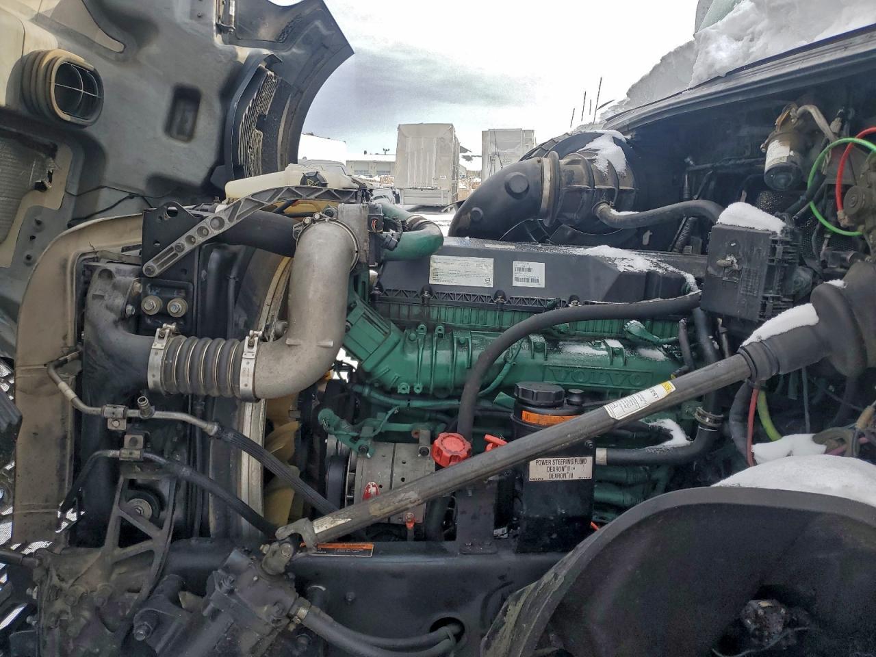 2019 Volvo VNL Semi Truck