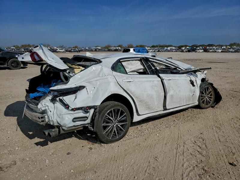 2024 Toyota Camry se Night Shade