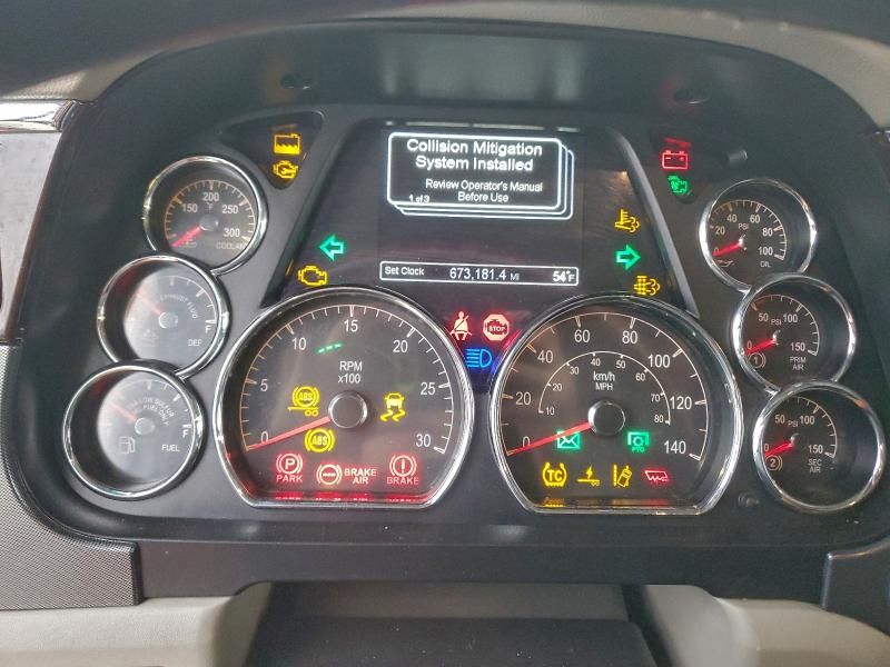 2018 Peterbilt Tractor 2018 Peterbilt 579 Semi Truck