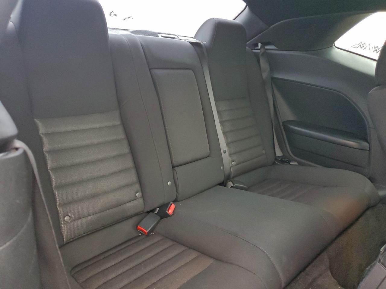 2010 Dodge Challenger se