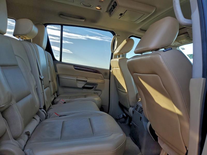 2012 Nissan Armada sv