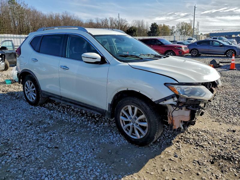 2019 Niss Rogue sv