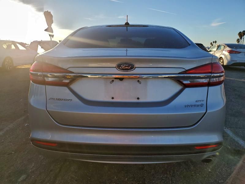 2018 Ford Fusion se Hybrid