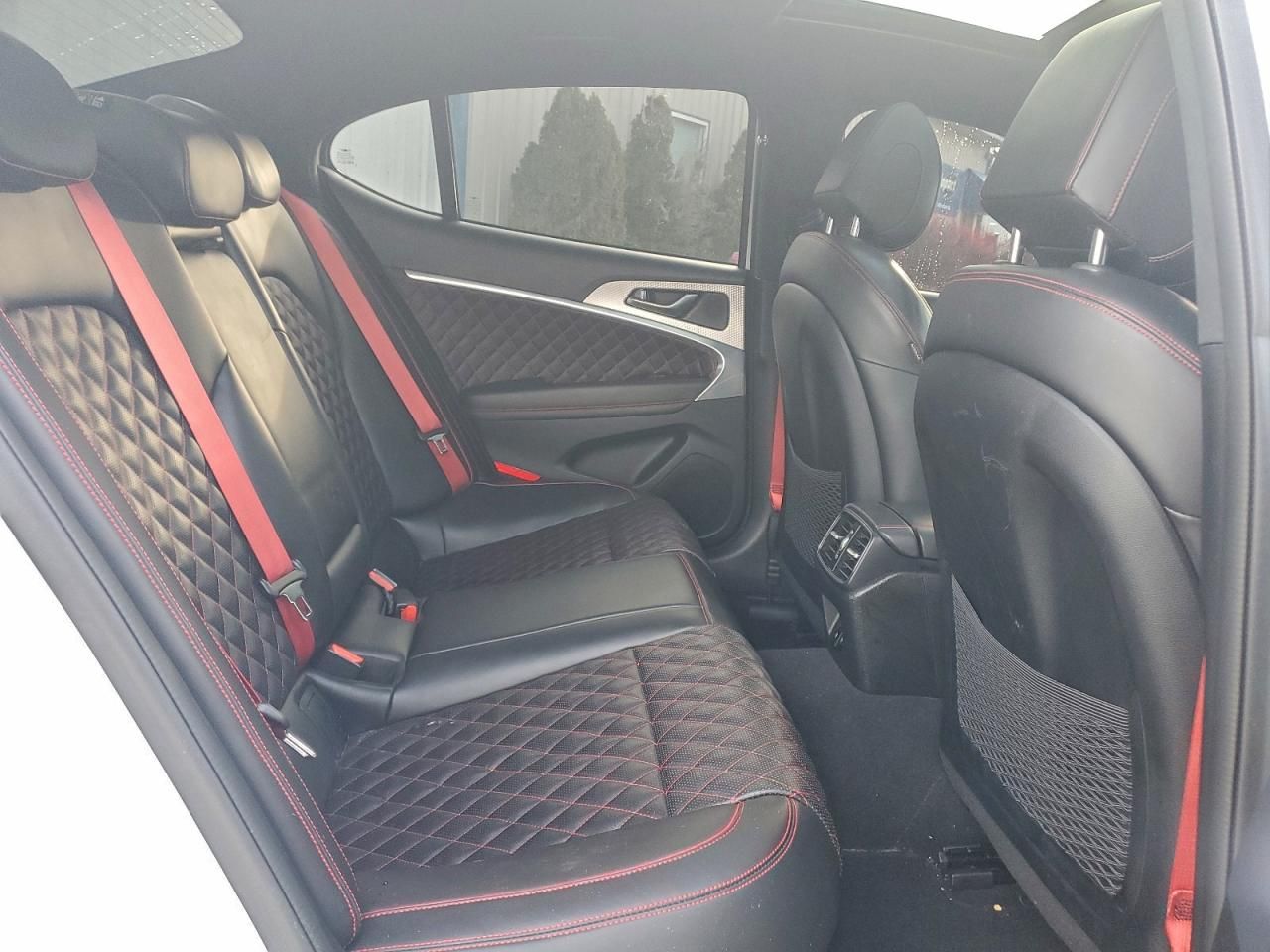 2022 Genesis G70 Base